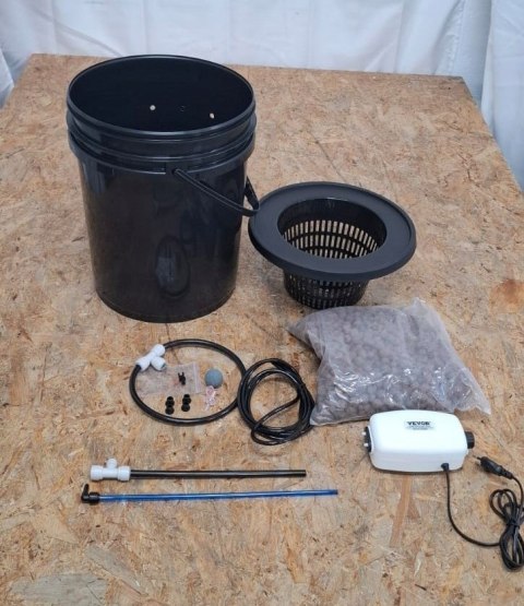 System hydroponiczny VEVOR DWC z zestawem do nawadniania kropelkowego System hydroponiczny VEVOR DWC z zestawem do nawadniania kropelkowego