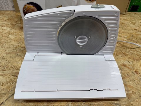 Krajalnica Korona 25500 biały 100 W Krajalnica Korona 25500 biały 100 W