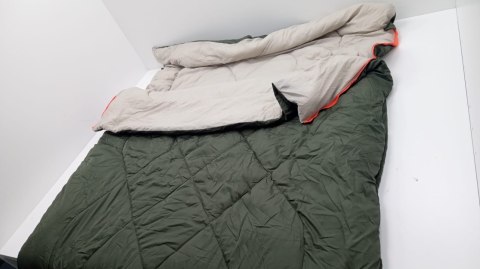 AMAZON BASICS Śpiwór 221 x 150 cm AMAZON BASICS Śpiwór 221 x 150 cm