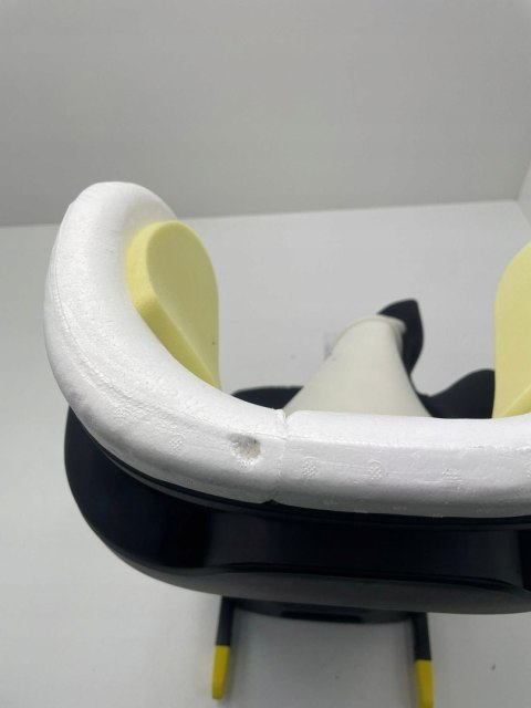 Fotelik Maxi Cosi Tanza i-size 15-36kg 100-150cm full black Fotelik Maxi Cosi Tanza i-size 15-36kg 100-150cm full black