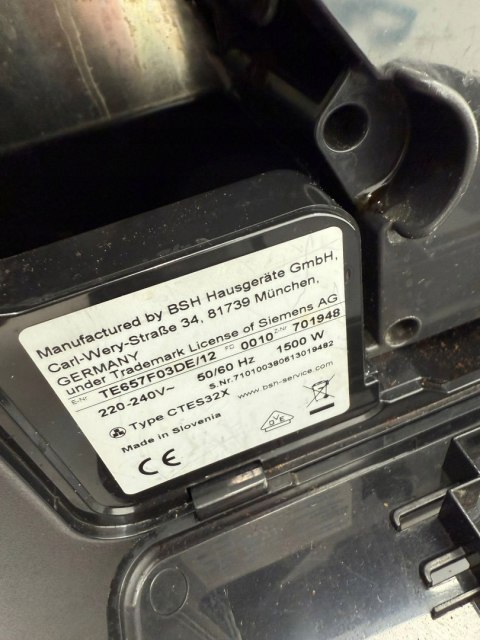 Automatyczny ekspres ciśnieniowy Siemens EQ.6 plus 1500 W srebrny/szary