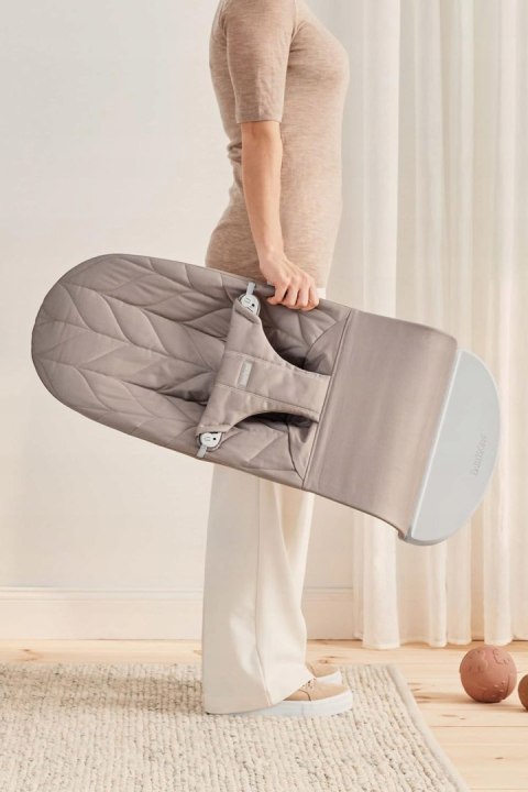 Leżaczek BabyBjorn BLISS piaskowo-szary