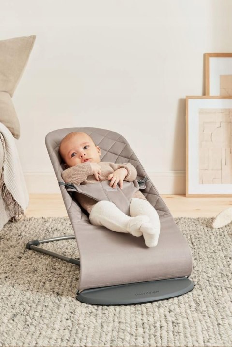 Leżaczek BabyBjorn BLISS piaskowy