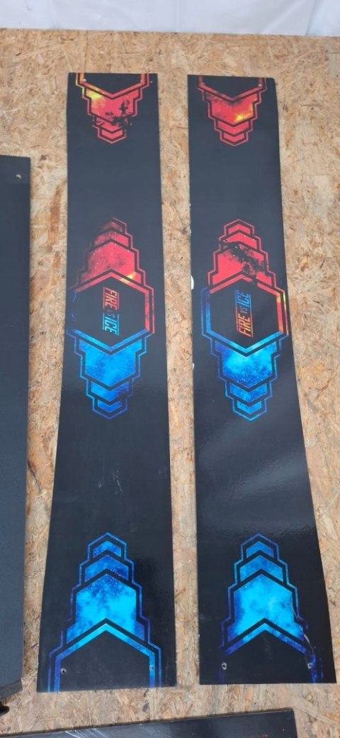 Stół do hokeja powietrznego Carromco FIRE vs. Ice/Aurora Cymbergaj