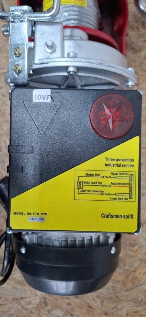 Wciągarka elektryczna 500kg do 1000kg 12m Wciągarka linowa 1600W VEVOR