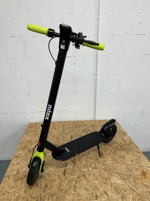 Hulajnoga Nilox - X-Drive M1 350 W 25km