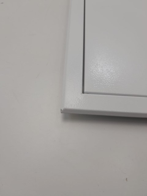 Schneider Resi9 R9H13286 skrzynka obudowa