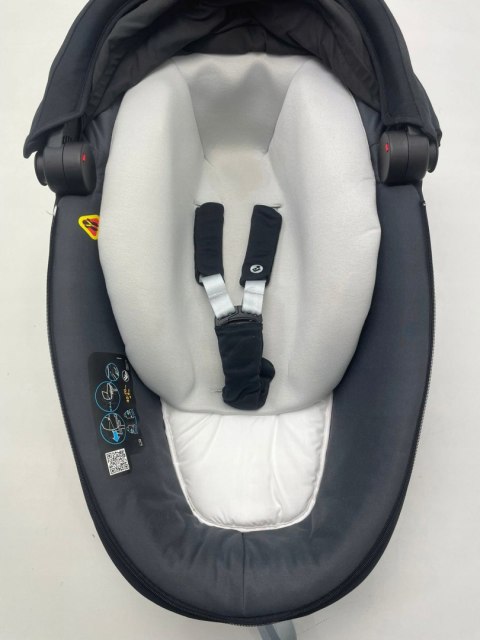 Maxi-Cosi Jade Gondola Essential black