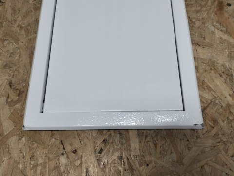 Schneider Resi9 R9H13286 skrzynka obudowa