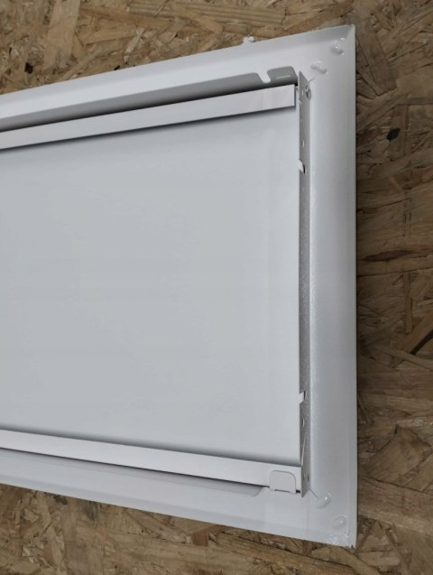 Schneider Resi9 R9H13286 skrzynka obudowa