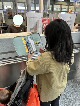 DELOA U-Ledger organizer na dokumenty