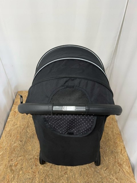 MOMI ESTELLE Wózek spacerowy do 15kg