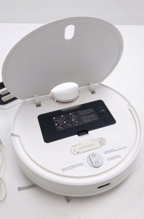 Robot sprzątający Xiaomi Vacuum S10 biały