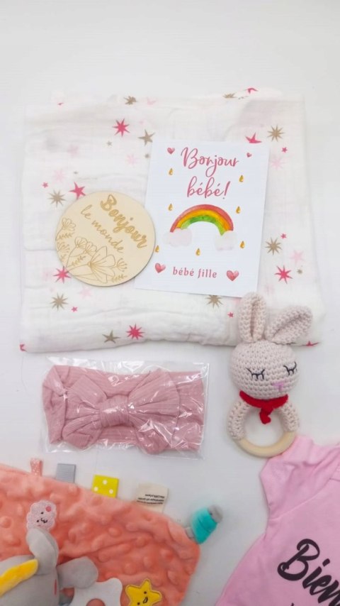 Zestaw upominkowy na narodziny dziecka Wyprawka baby shower Pudełko