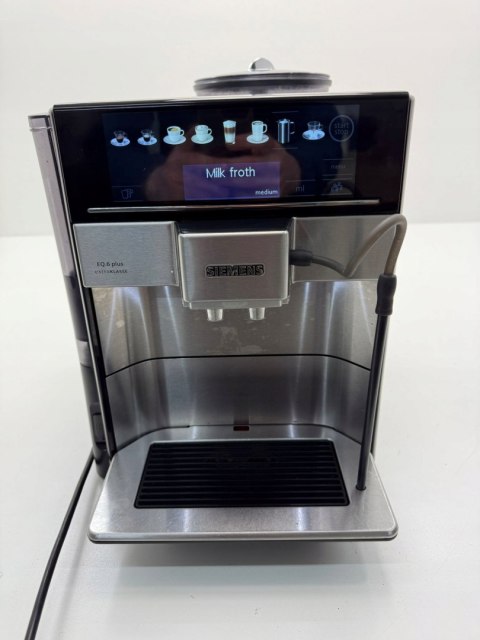 Automatyczny ekspres ciśnieniowy Siemens EQ.6 plus 1500 W srebrny/szary