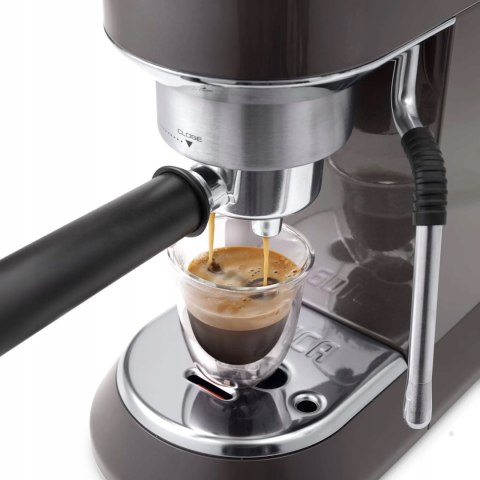 Kolbowy ekspres ciśnieniowy De'Longhi EC885.GY 1300 W srebrny/szary