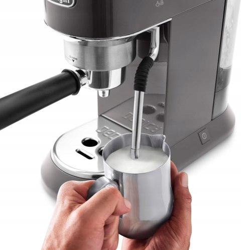 Kolbowy ekspres ciśnieniowy De'Longhi EC885.GY 1300 W srebrny/szary