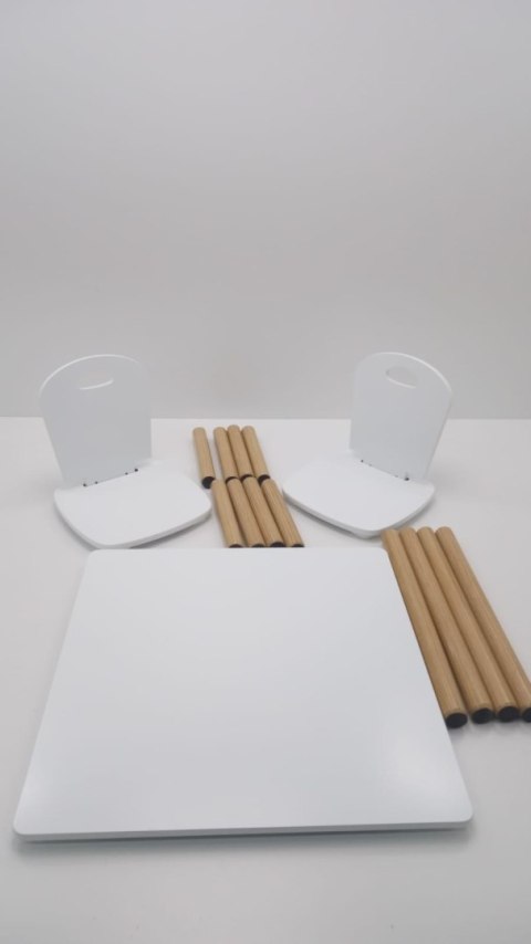 Zestaw Mebli Dziecięcych Stół + Dwa Krzesła Kesper