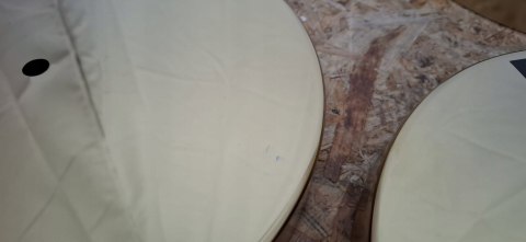 Słupki odgradzające, złote, czerwone liny, hotele, imprezy, 1,5m, 2szt