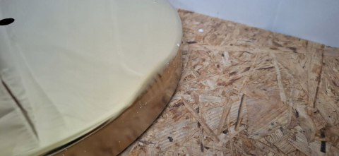 Słupki odgradzające, złote, czerwone liny, hotele, imprezy, 1,5m, 2szt