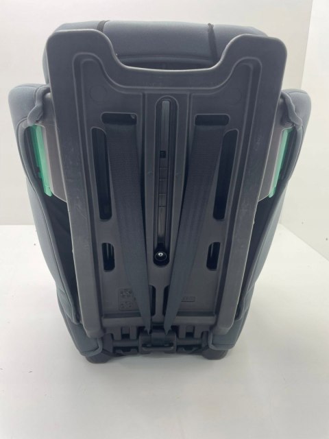 Foppapedretti fotelik I-Size dla dzieci w wieku od 76 do 150 cm silver