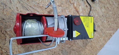 Wciągarka elektryczna 500kg do 1000kg 12m Wciągarka linowa 1600W VEVOR