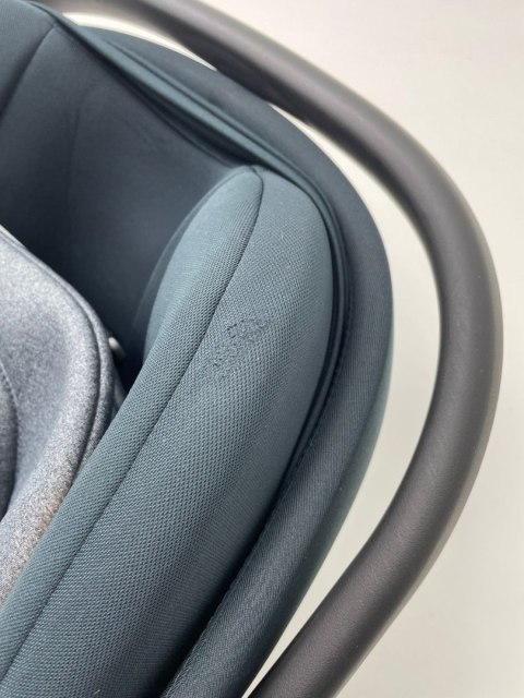 Fotelik Maxi-Cosi Pebble 360 0-13 kg Essential Graphite