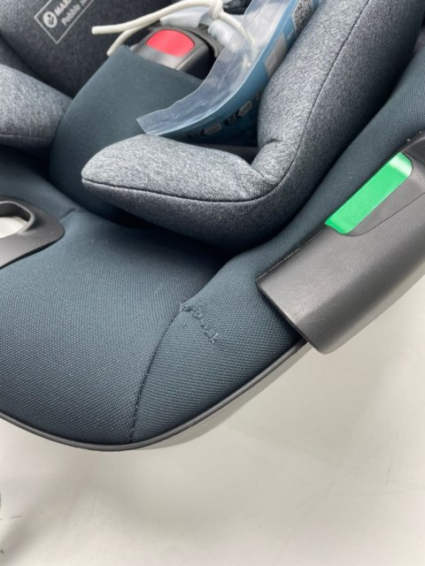 Fotelik Maxi-Cosi Pebble 360 0-13 kg Essential Graphite