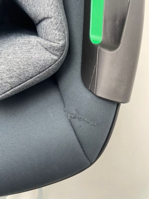 Fotelik Maxi-Cosi Pebble 360 0-13 kg Essential Graphite