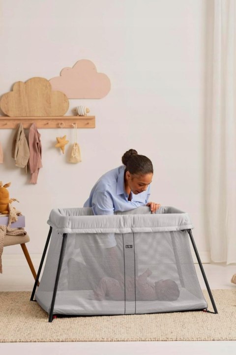 Łóżeczko Turystyczne BabyBjorn 60 x 105 cm szary