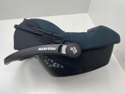Maxi-Cosi fotelik CabrioFix i-Size 0-12kg Essential Graphite