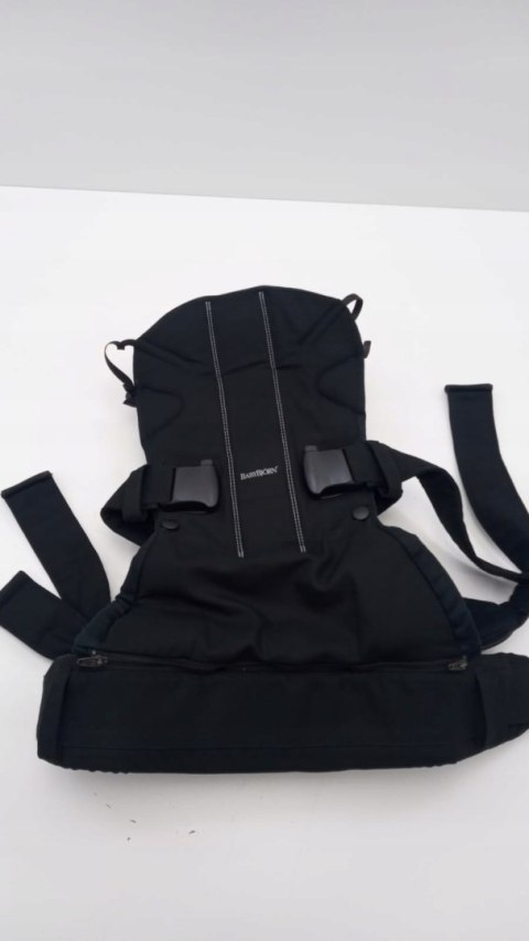 Nosidełko One BABYBJORN Czarny
